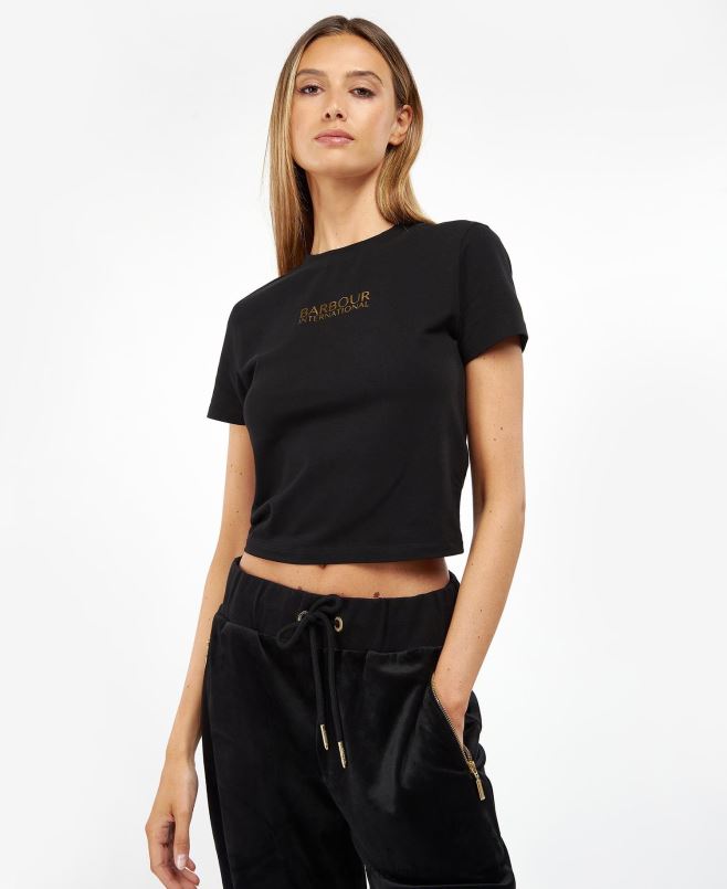 أسود كلاسيكي