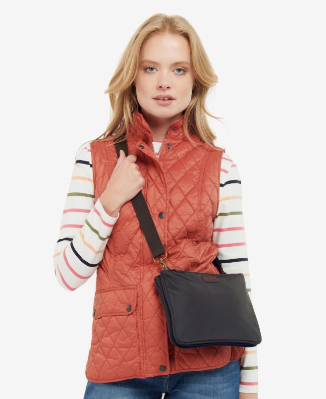 Barbour نحيف حقيبة كروس بسحاب مزدوج H2VVL2400 مُكَمِّلات زيتون