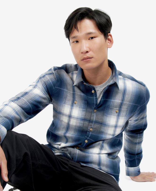 Barbour رجال قميص أبيض H2VVL529 ملابس الكلاسيكية البحرية