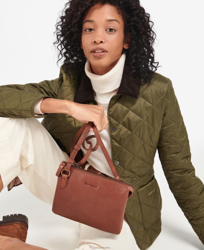 Barbour نحيف حقيبة كروس جلدية Lochy H2VVL2387 مُكَمِّلات كلاسيك براون